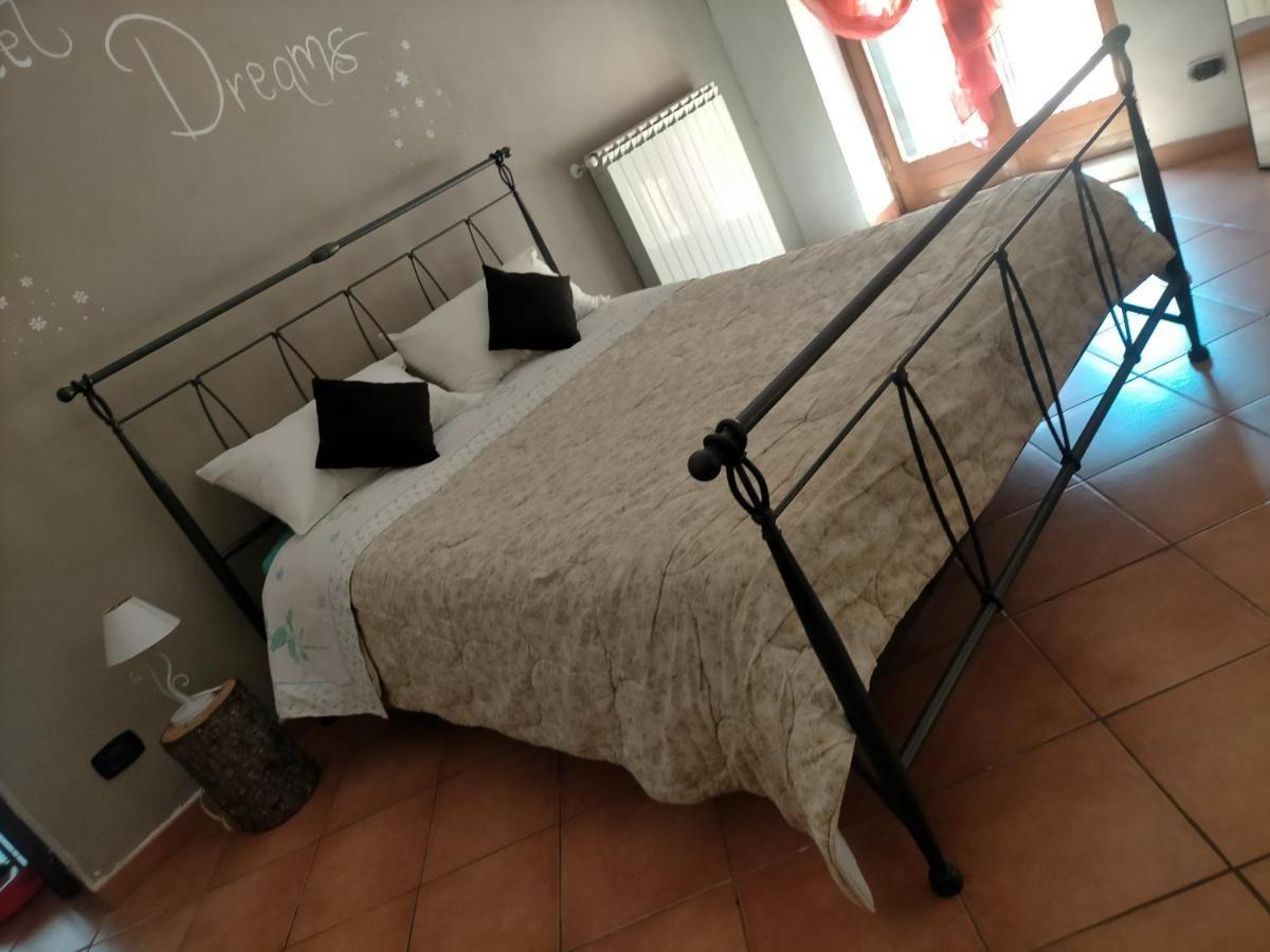 Civico Ventitre Appartement Mentana Buitenkant foto